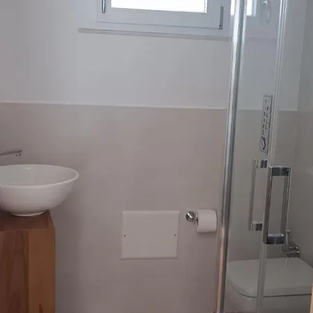 Llimo House Apartmán *